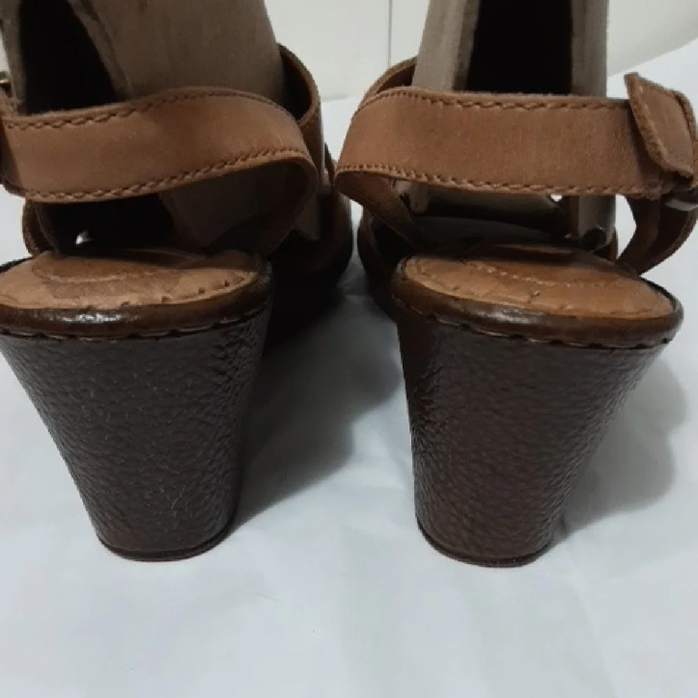 BORN EMMY Elegant Tan Women's 8 Slingback Leather ‎ Sandals
